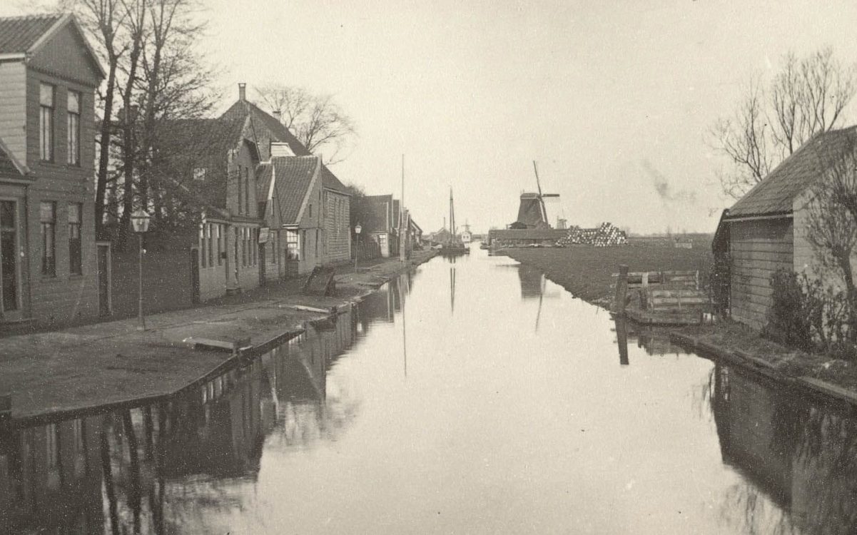 - 1888: Papenpadsloot met molen De Smid - molen -